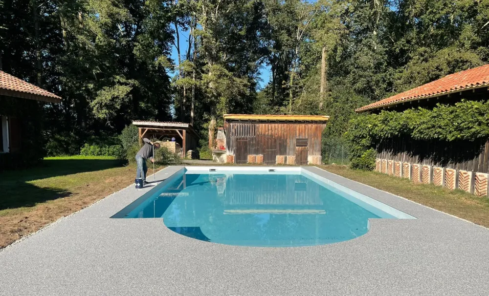 Contour piscine à Saint-Paul-lès-Dax